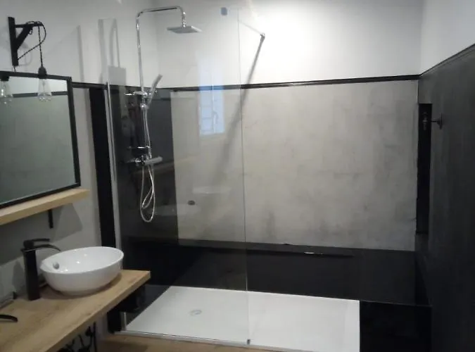 97 M2 Proche Puy Du Fou *